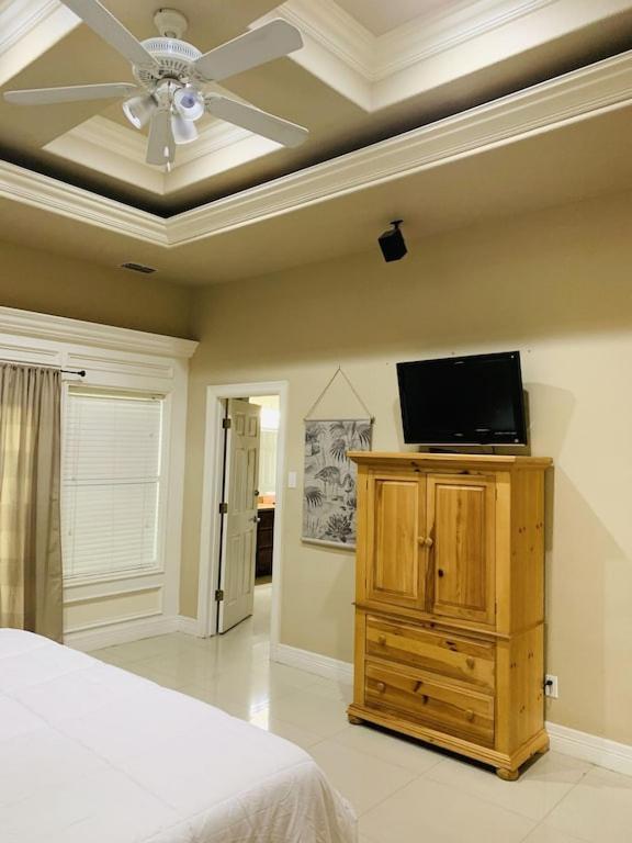 Brownsville Comfort 2 Bedroom 1 Bath , Spacious Kitchen And Outdoor Home Zewnętrze zdjęcie