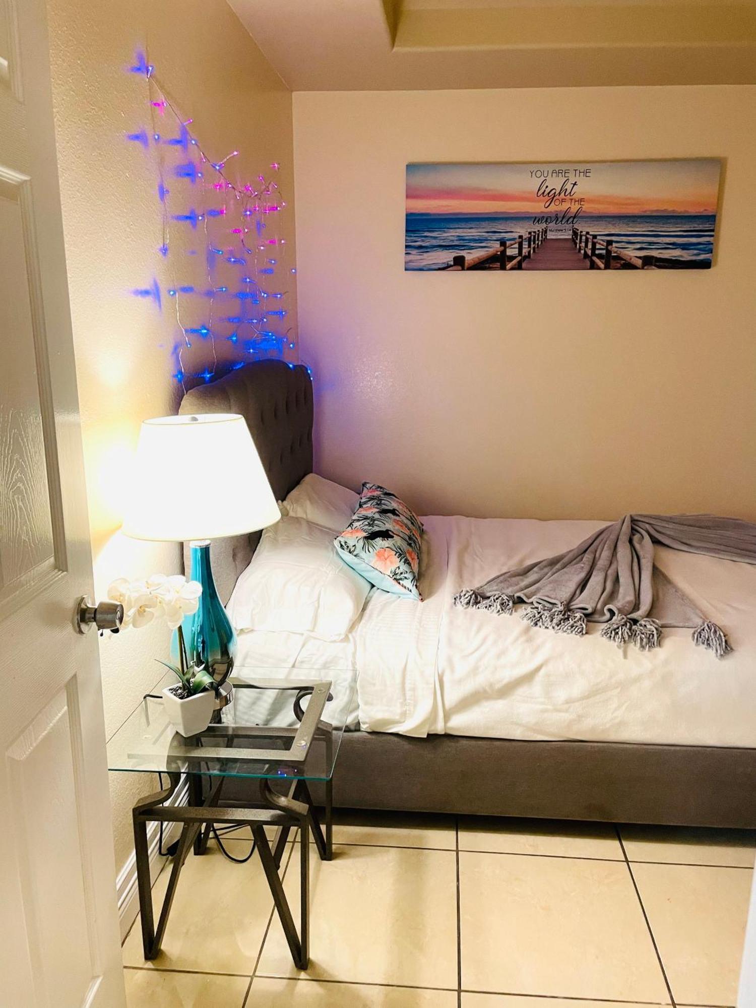 Brownsville Comfort 2 Bedroom 1 Bath , Spacious Kitchen And Outdoor Home Zewnętrze zdjęcie